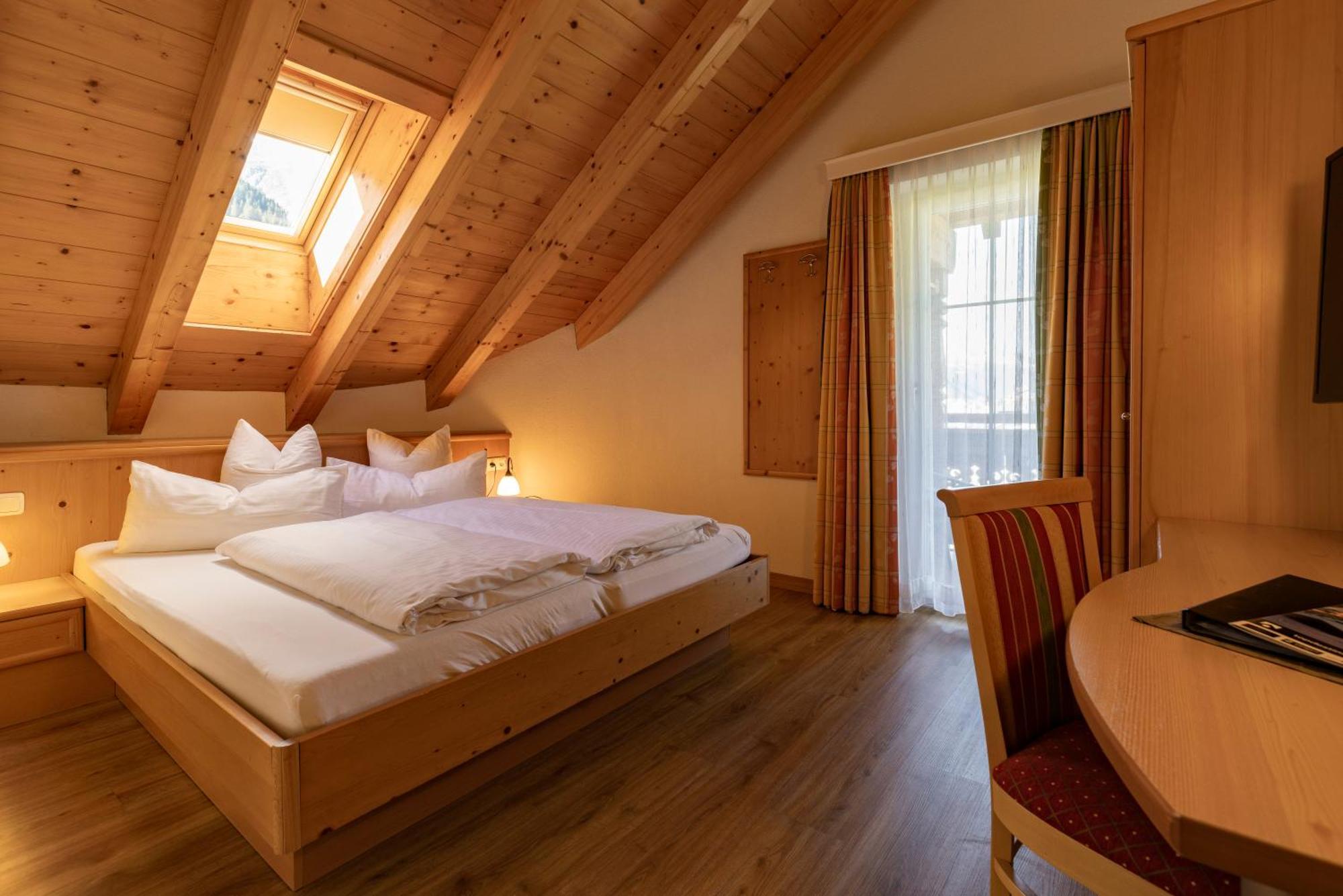 Alpenhotel Erika イシュグル エクステリア 写真