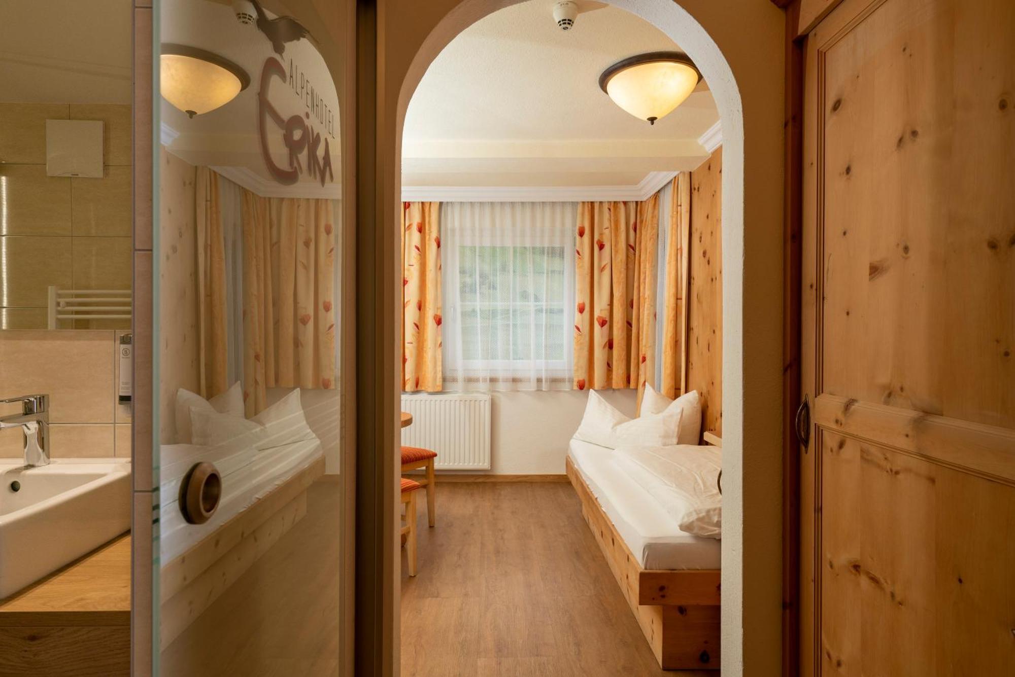 Alpenhotel Erika イシュグル エクステリア 写真