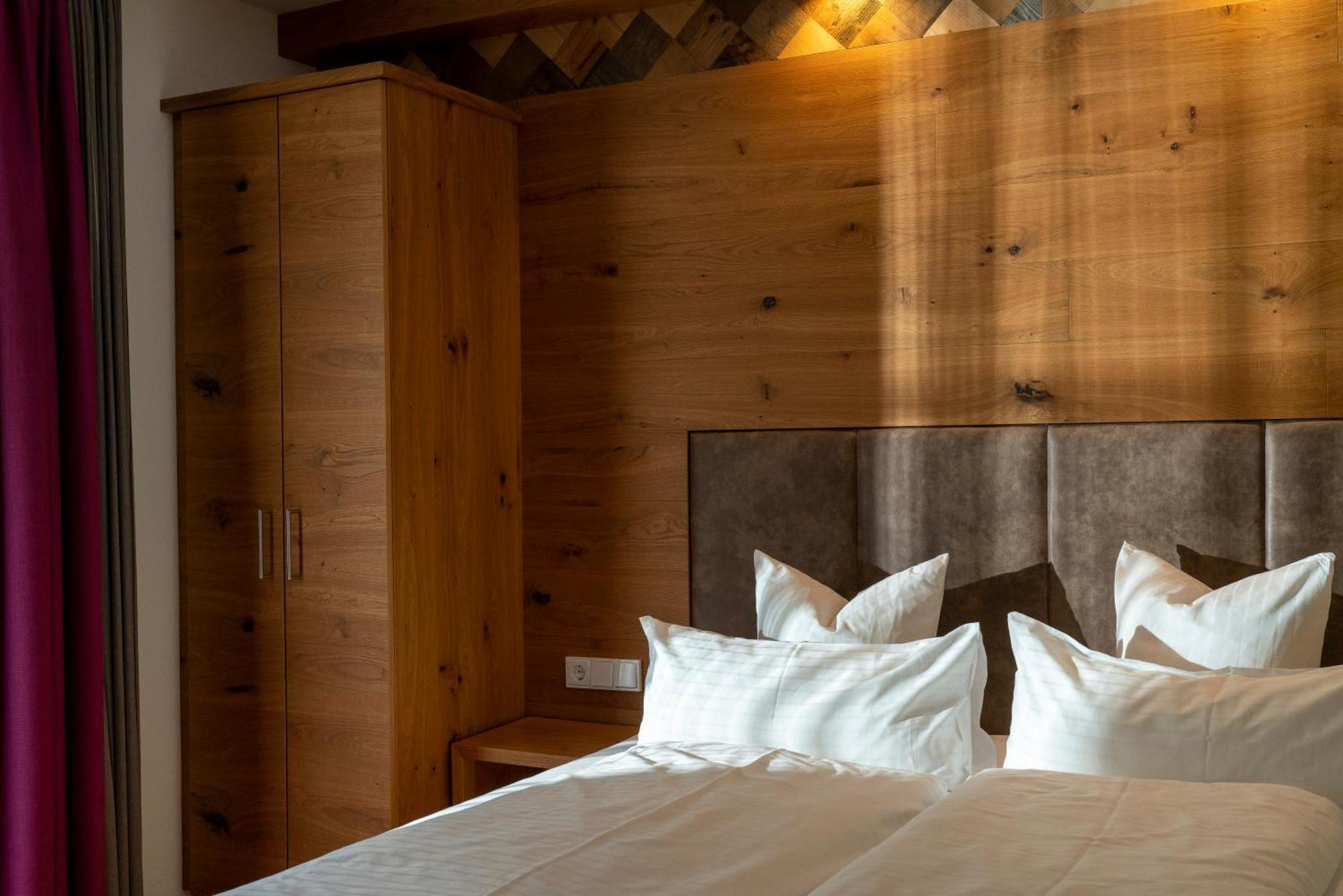 Alpenhotel Erika イシュグル エクステリア 写真