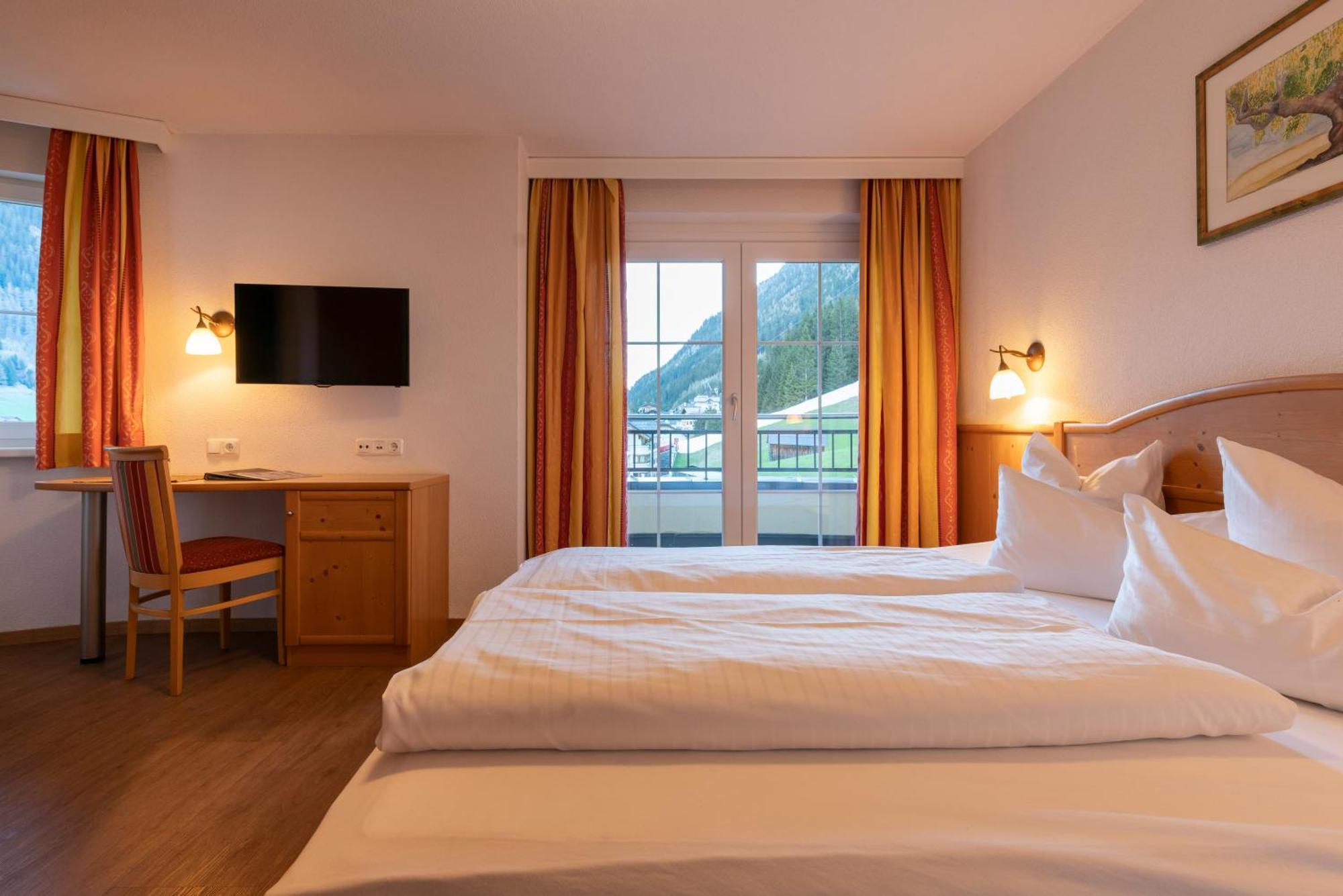 Alpenhotel Erika イシュグル エクステリア 写真
