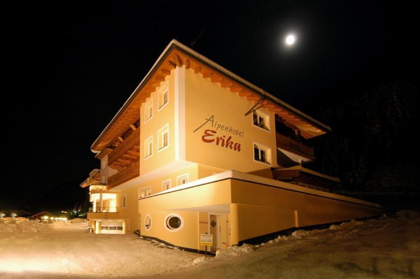 Alpenhotel Erika イシュグル エクステリア 写真